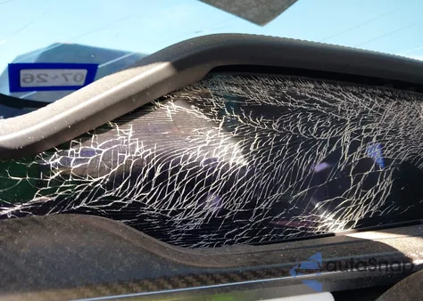 2022 Tesla Model S Plaid Tri Motor All-Wheel Drive z USA, uszkodzony, nr VIN 5YJSA1E60NF472071